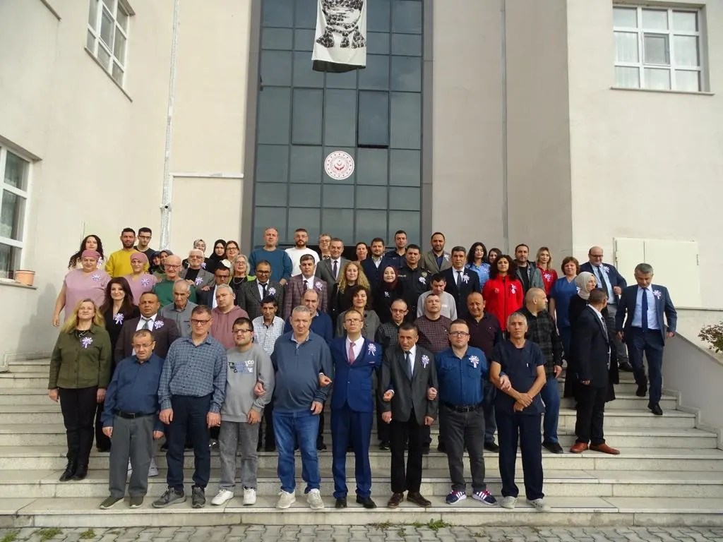 Dünya Engelliler Günü Etkinliği Renkli Anlara Sahne Oldu