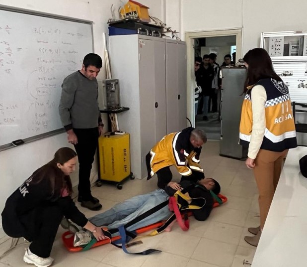 Pınarhisar MYO'da Elektrik Çarpılması Müdahale ve İlk Yardım Tatbikatı