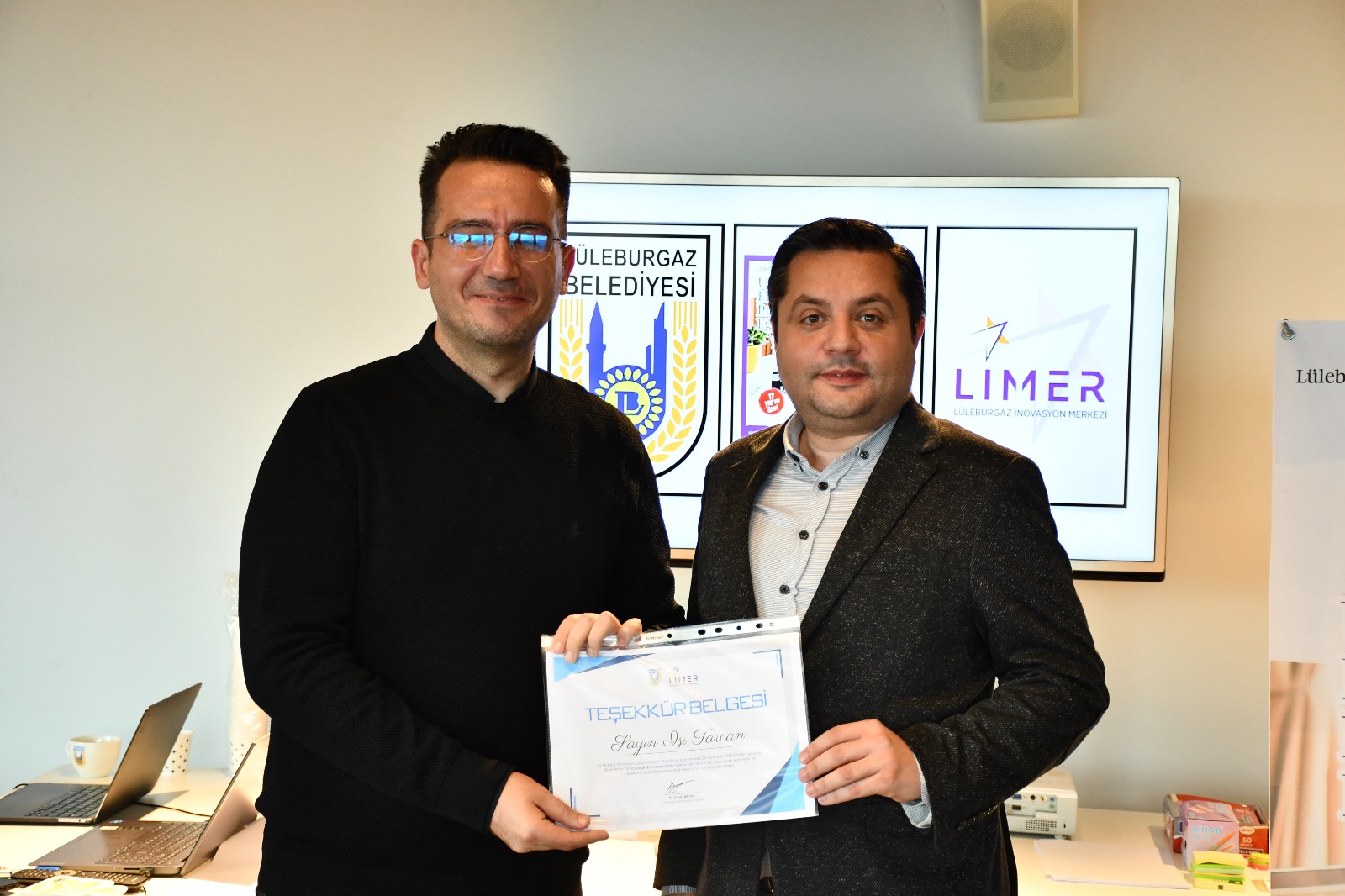 Lüleburgaz'da Erasmus+ Proje Yazma Eğitiminde 29 Kişiye Sertifika