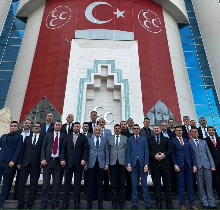 Başkan Nedim Bars Aday Adaylarını Açıkladı
