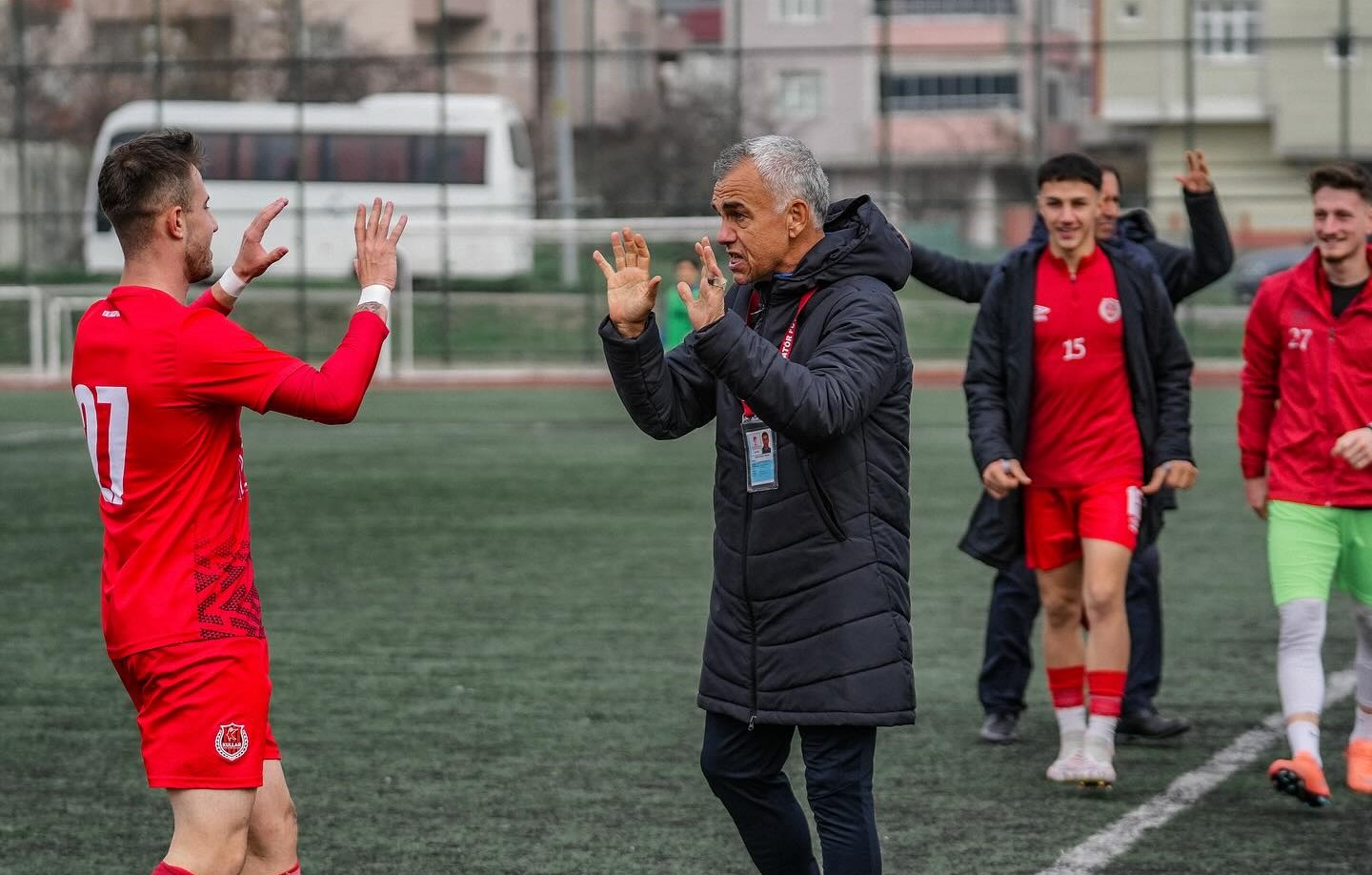 Kapaklıspor Evinde Kullar 1975 Spor'a 2-0 Mağlup Oldu