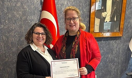 Ebe Kerime Gamsız'a Teşekkür Belgesi
