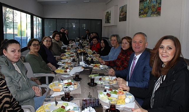 Ekibi ile Seçim Çalışmalarını Değerlendirdi
