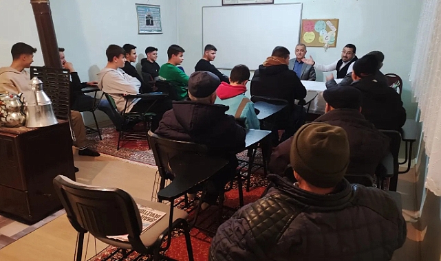 Erikler Köyü Gençleri Gençliğe Değer Projesinde Buluştular