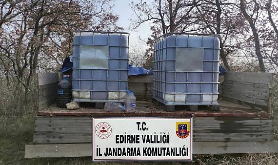 Ormanda 2 bin 200 litre sahte içki ele geçirildi