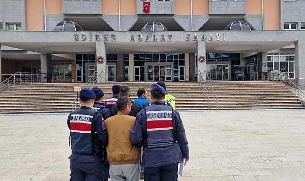 Yunanistan'a kaçmak isteyen 5 terör şüphelisi yakalandı