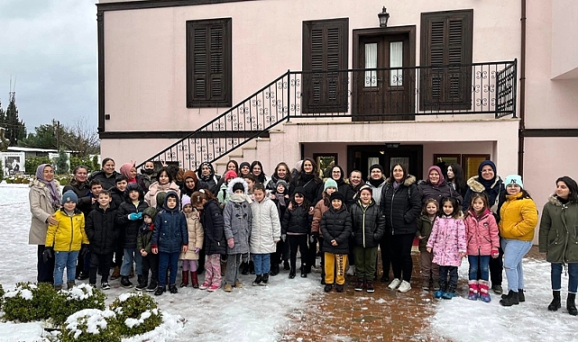 Ahmetbey Belediyesi Öğrenciler ve Aileleri Kültürel Bir Geziyle Buluşturdu