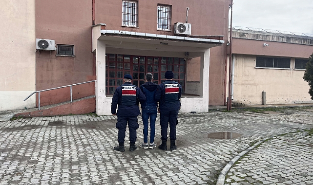 Aranan Şahıs Yol Kontrolünde Yakalandı
