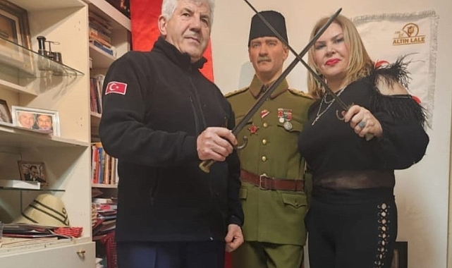 Astrolog Görkem Canan Hollanda’daki Atatürk Müzesini Ziyaret Etti